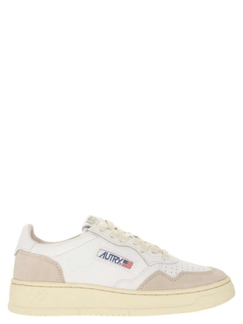 Autry Medalist Low - Leather And Suede Sneakers