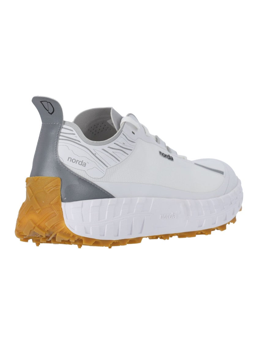 Norda Streamlined White Sneakers With Subtle Grey Accents