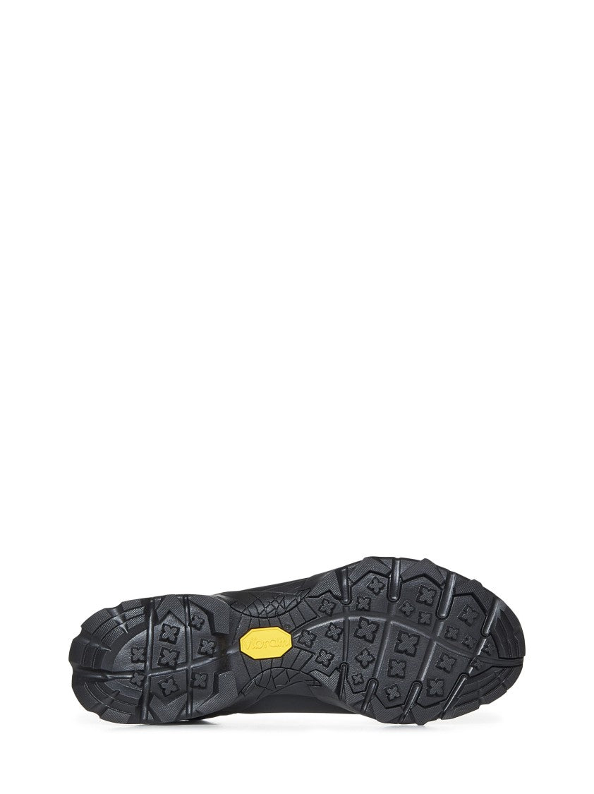 Roa Sporty Grey Sneakers With Vibram Megagrip Sole