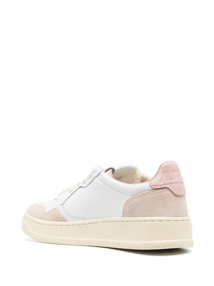 Autry Medalist Low-Top Sneakers With Matte Finish