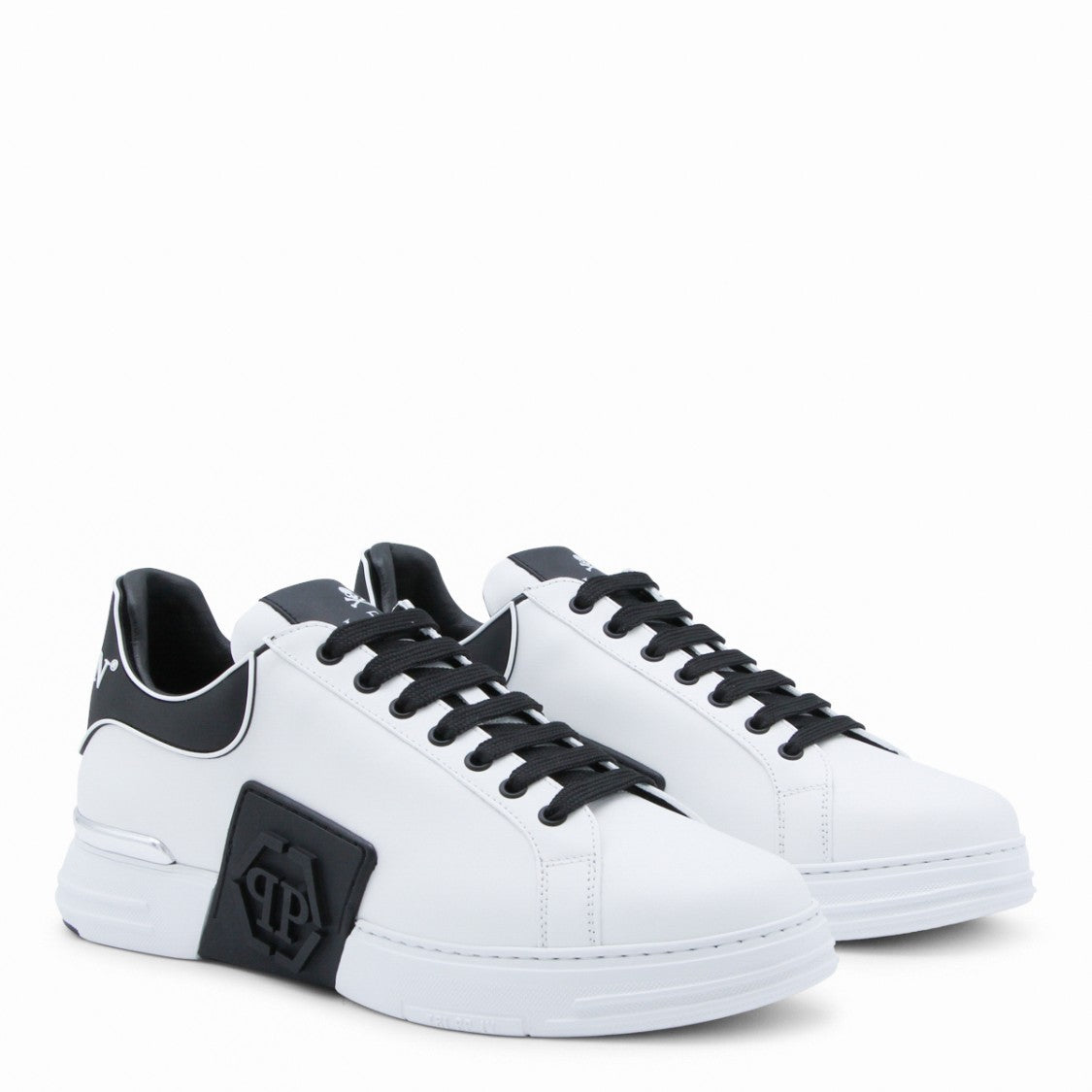 Philipp Plein Low-Top Sneakers With Sleek Silhouette