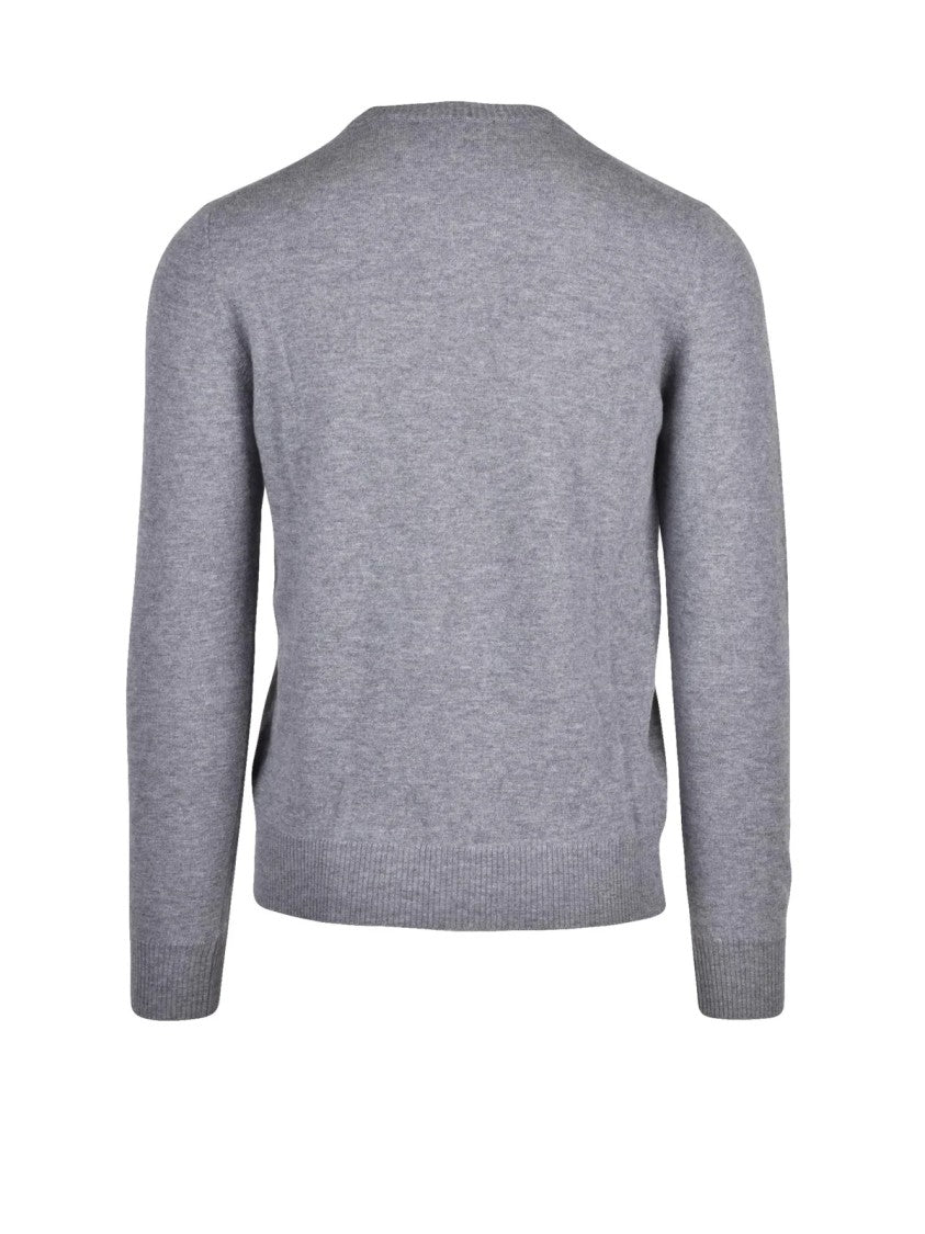 Alpha Studio V-Neck Pullover In Soft Wool With Ribbed Detailing