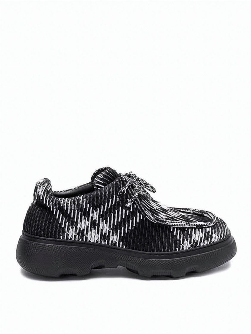 Burberry Textured Black And White Patterned Sneakers