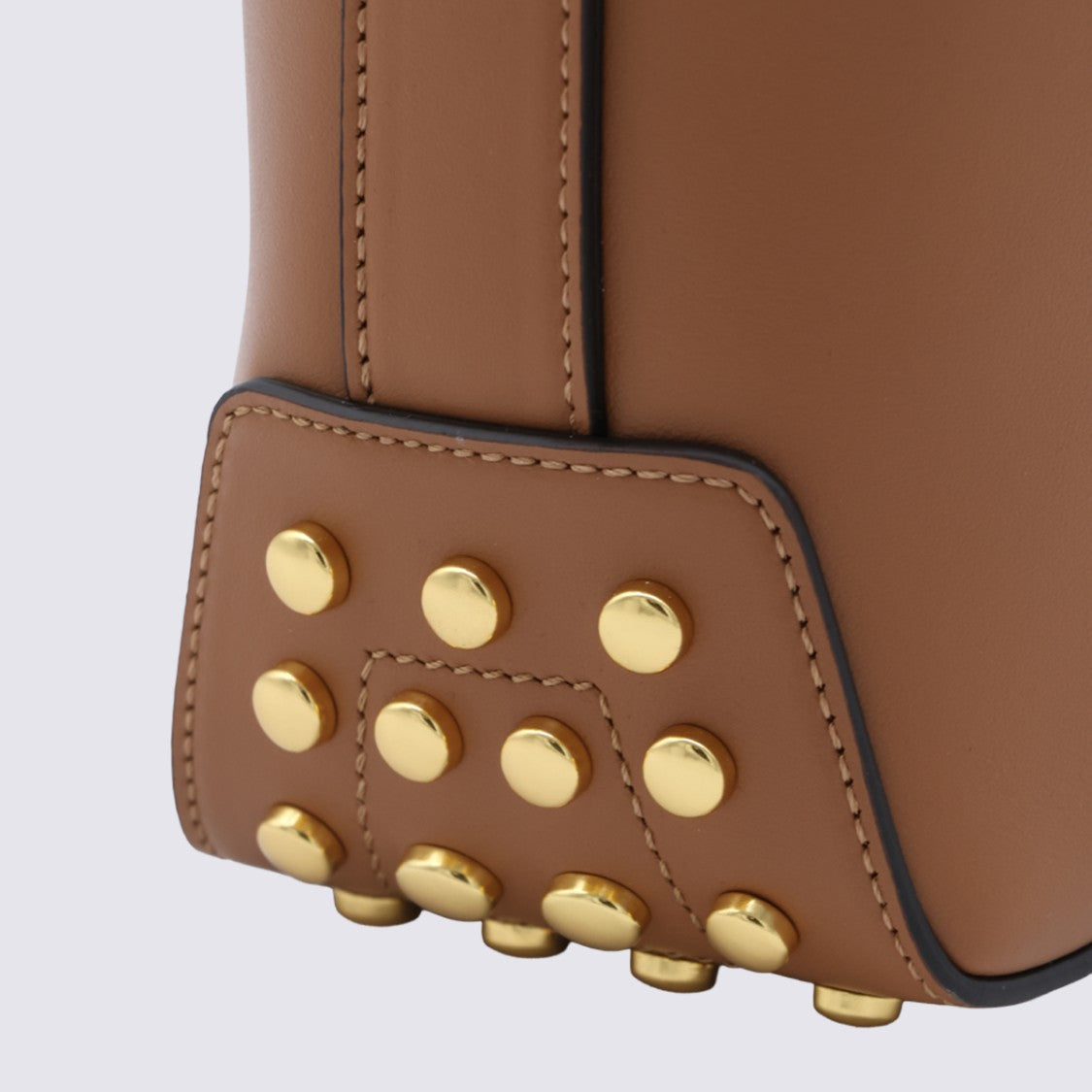Tod's Structured Handbag With Smooth Finish And Gold-Tone Accents