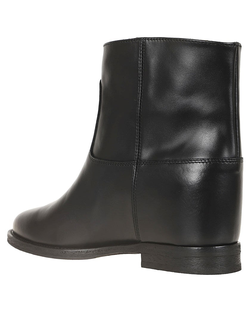 Via Roma 15 Calfskin Ankle Boot With Decorative Gold-Tone Plaque