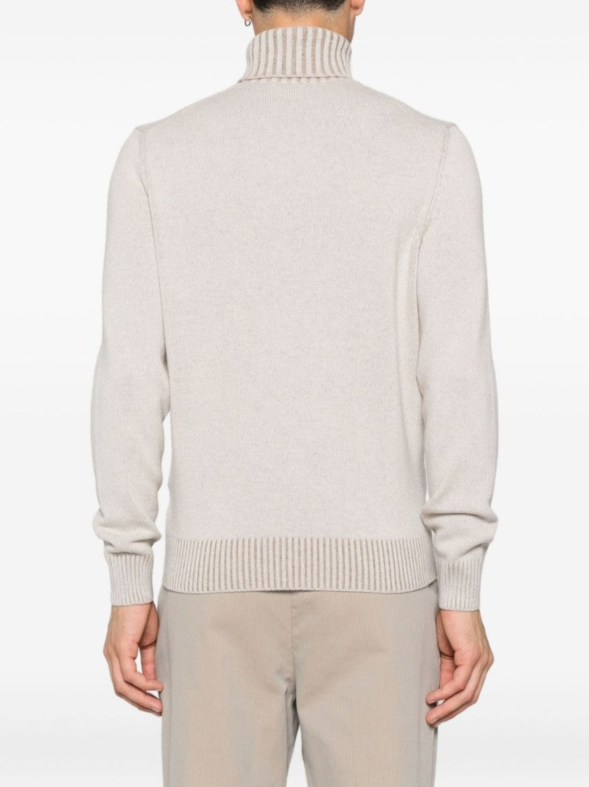 Vengera Natural-Toned Gran Sasso Sweater With Ribbed Turtleneck