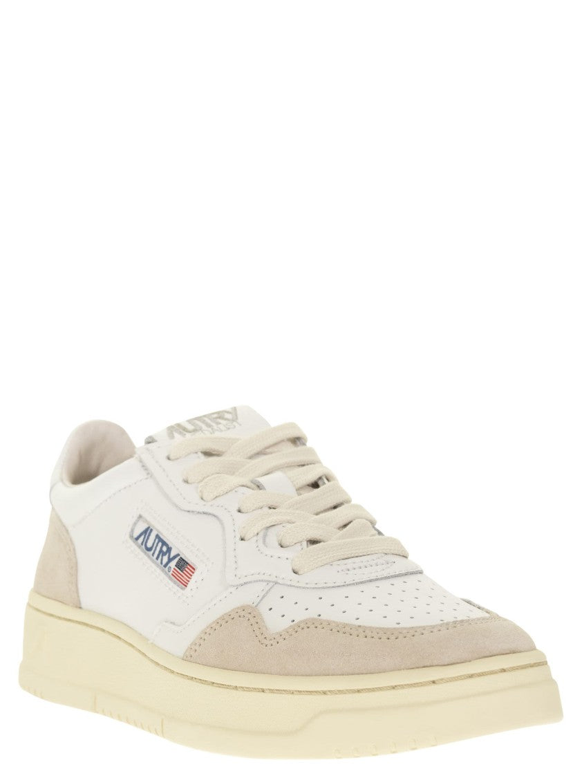 Autry Medalist Low - Leather And Suede Sneakers