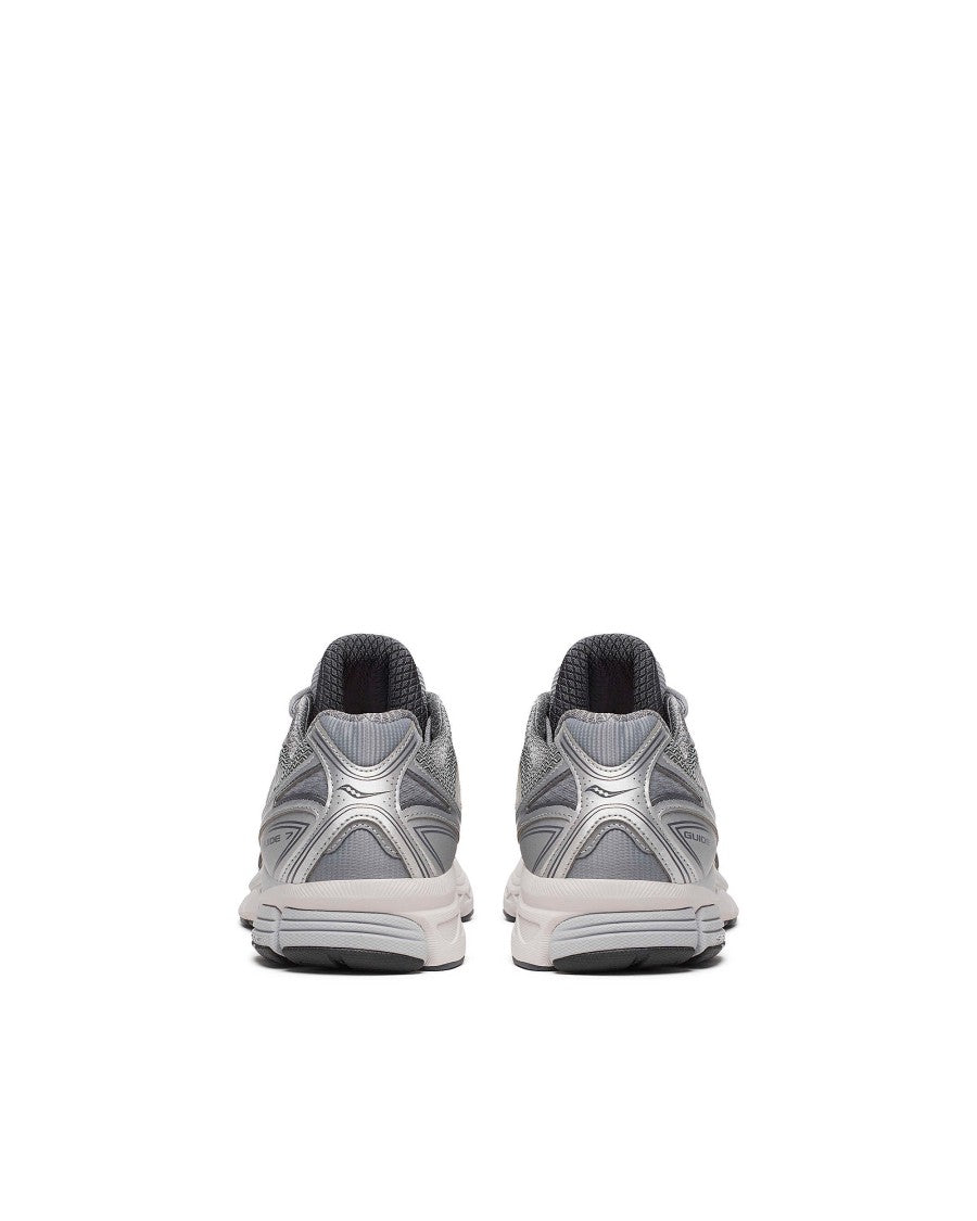 Saucony Progrid Guide 7 Sneakers In Grey/Silver