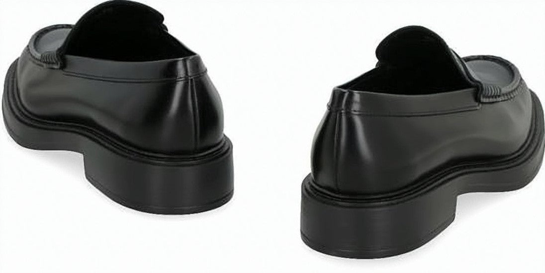 Tod's Classic Black Leather Loafers With Rubber Sole