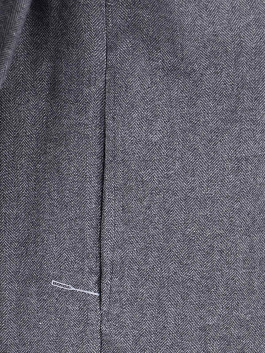 Cruna Classic Grey Shirt With Minimalist Design And Long Sleeves