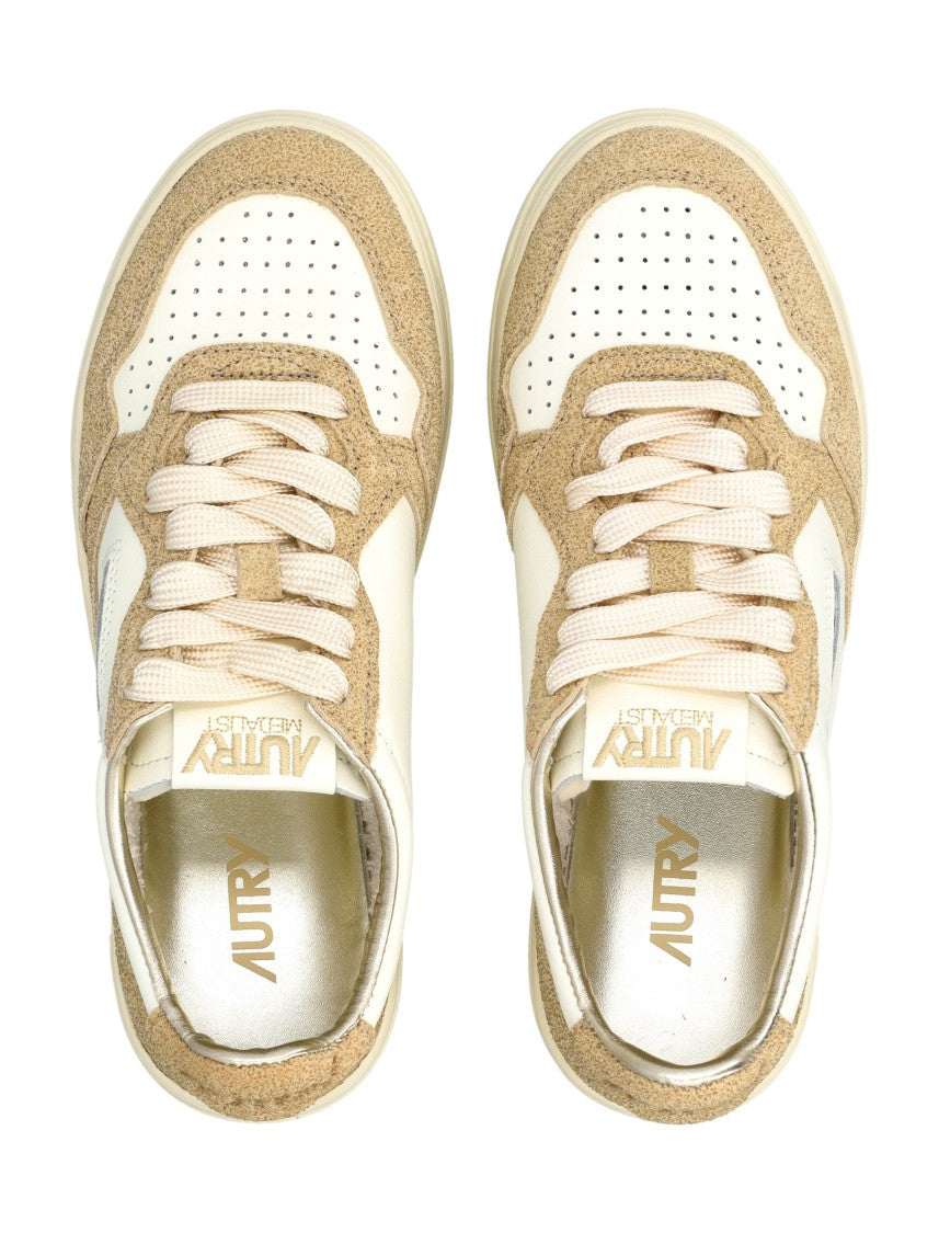 Autry Medalist Low-Top Sneakers