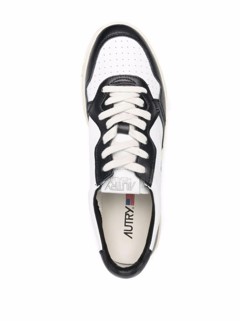 Autry White Medalist Low Leather Bicolor Sneakers
