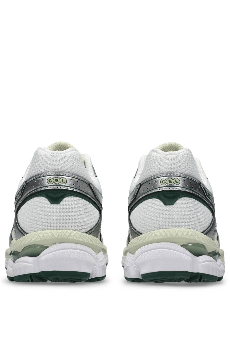Asics White Forest Gel-Cumulus 16 Sneakers
