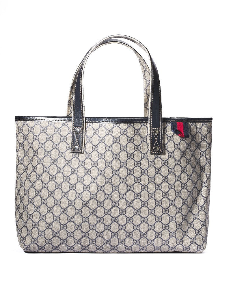 Gucci Medium Gg Supreme Shopper In Blue