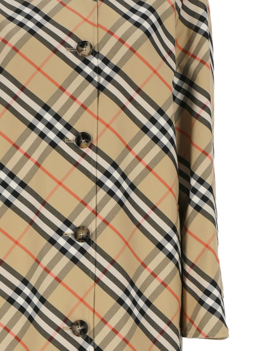 Burberry Classic Plaid Coat With Structured Silhouette