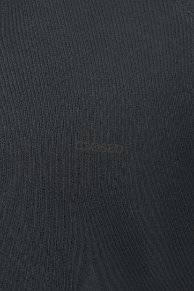Closed Crew Neck Sweatshirt With Raglan Sleeves And Subtle Logo