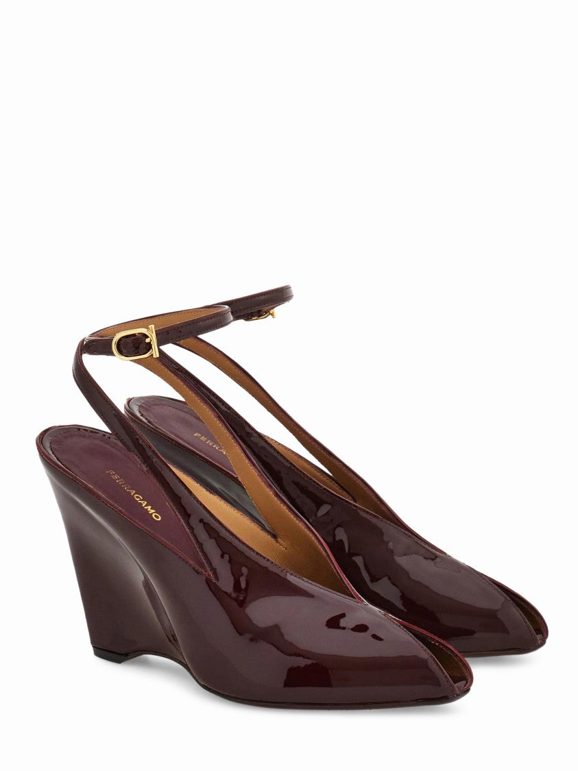 Ferragamo 95Mm Vitellino Leather Pumps With Polished Finish