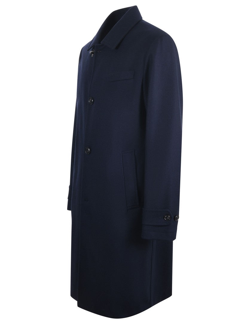 Fay Easy Coat With Hook Closure