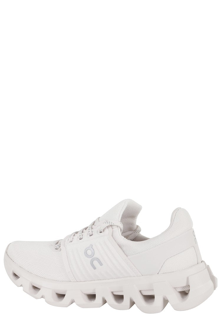 On Running Cloudswift 4 Ad Sneakers With Safeboard Design And Cloudtech Sole