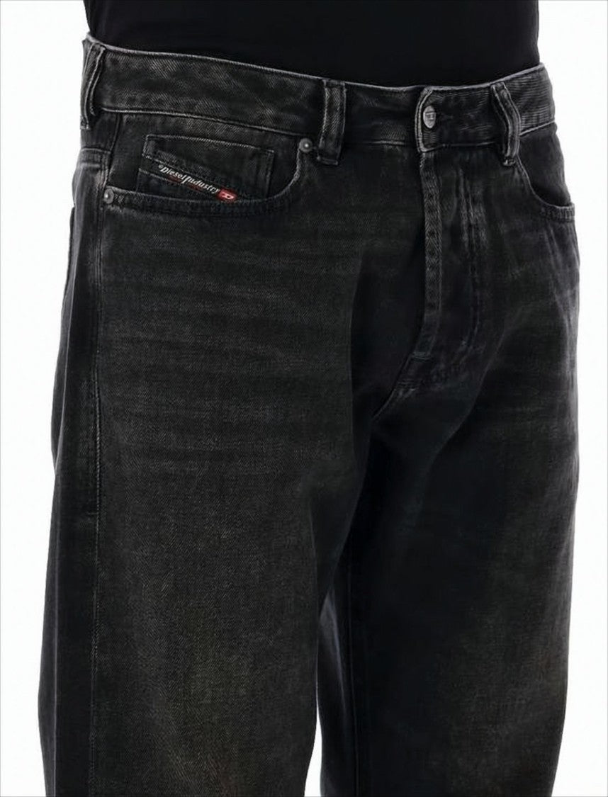 Diesel Relaxed Fit Straight-Leg Denim Pants