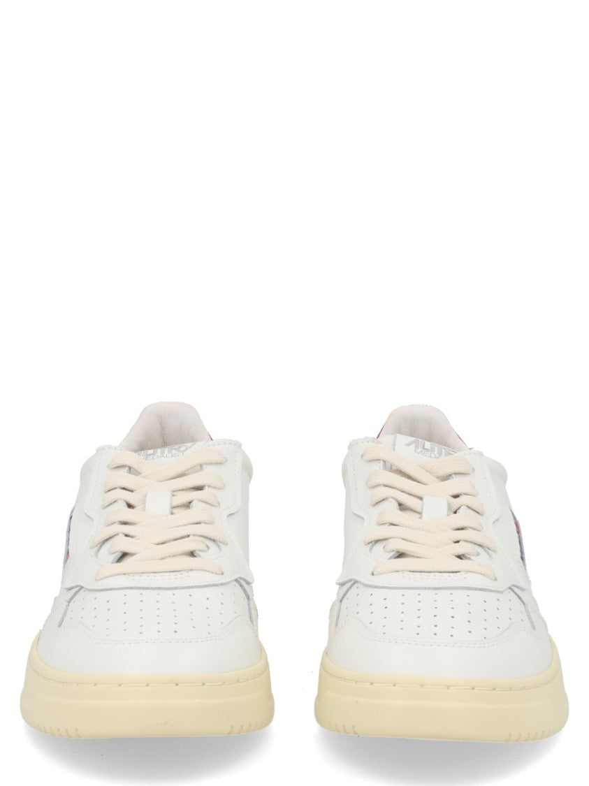 Autry Medalist Low Performed Toe Leather Sneakers
