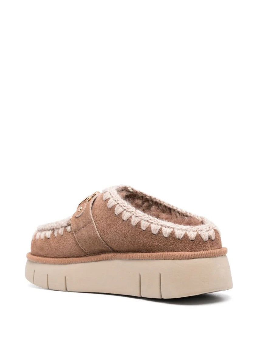 Mou Bounce Clog