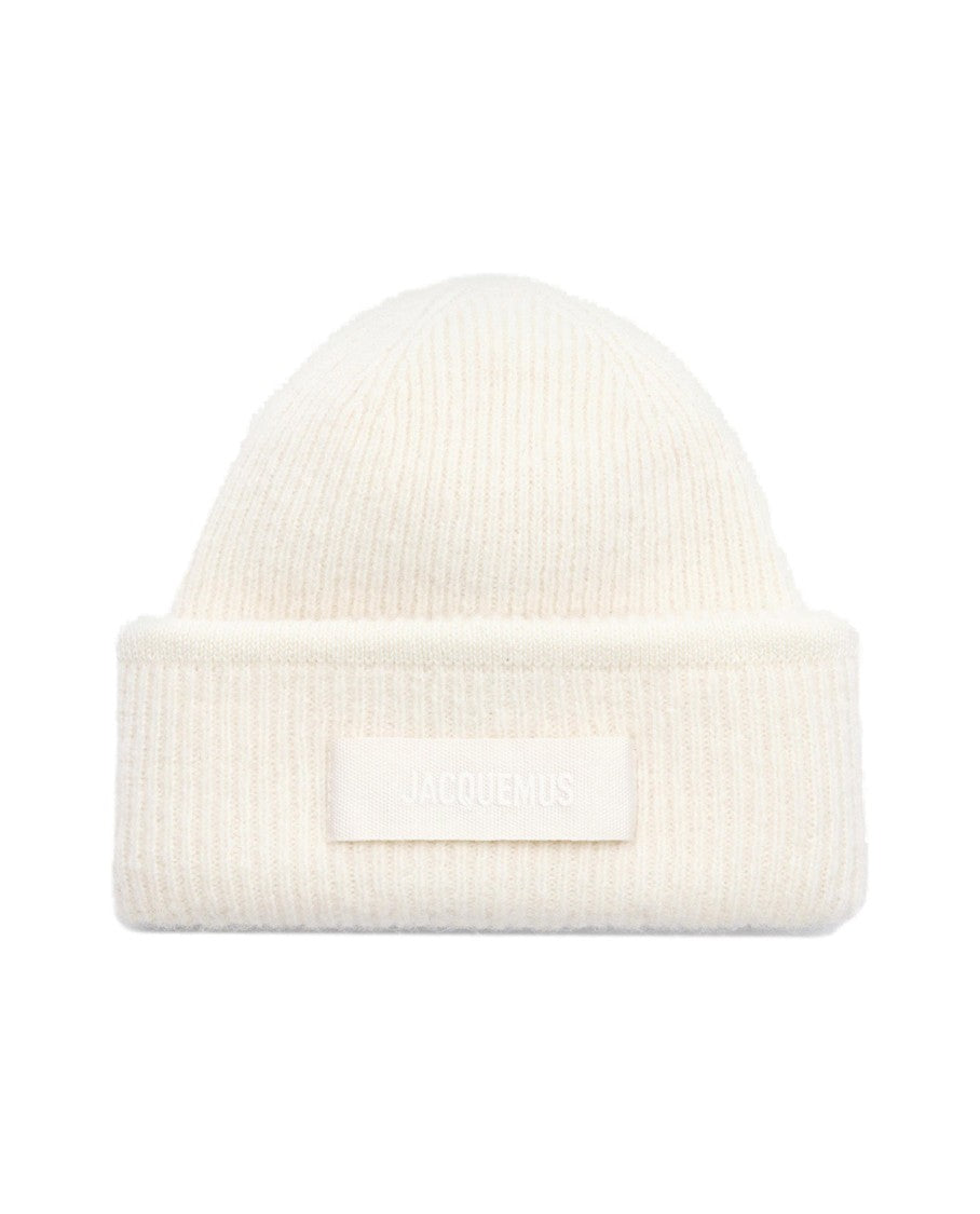 Jacquemus Ribbed White Beanie With Subtle Logo Detailing