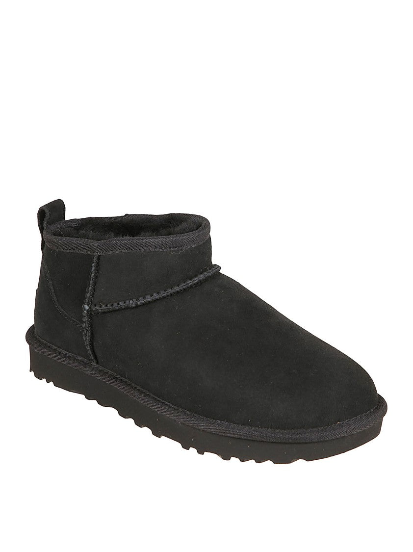 Ugg Black Suede Ankle Boots With Plush Lining