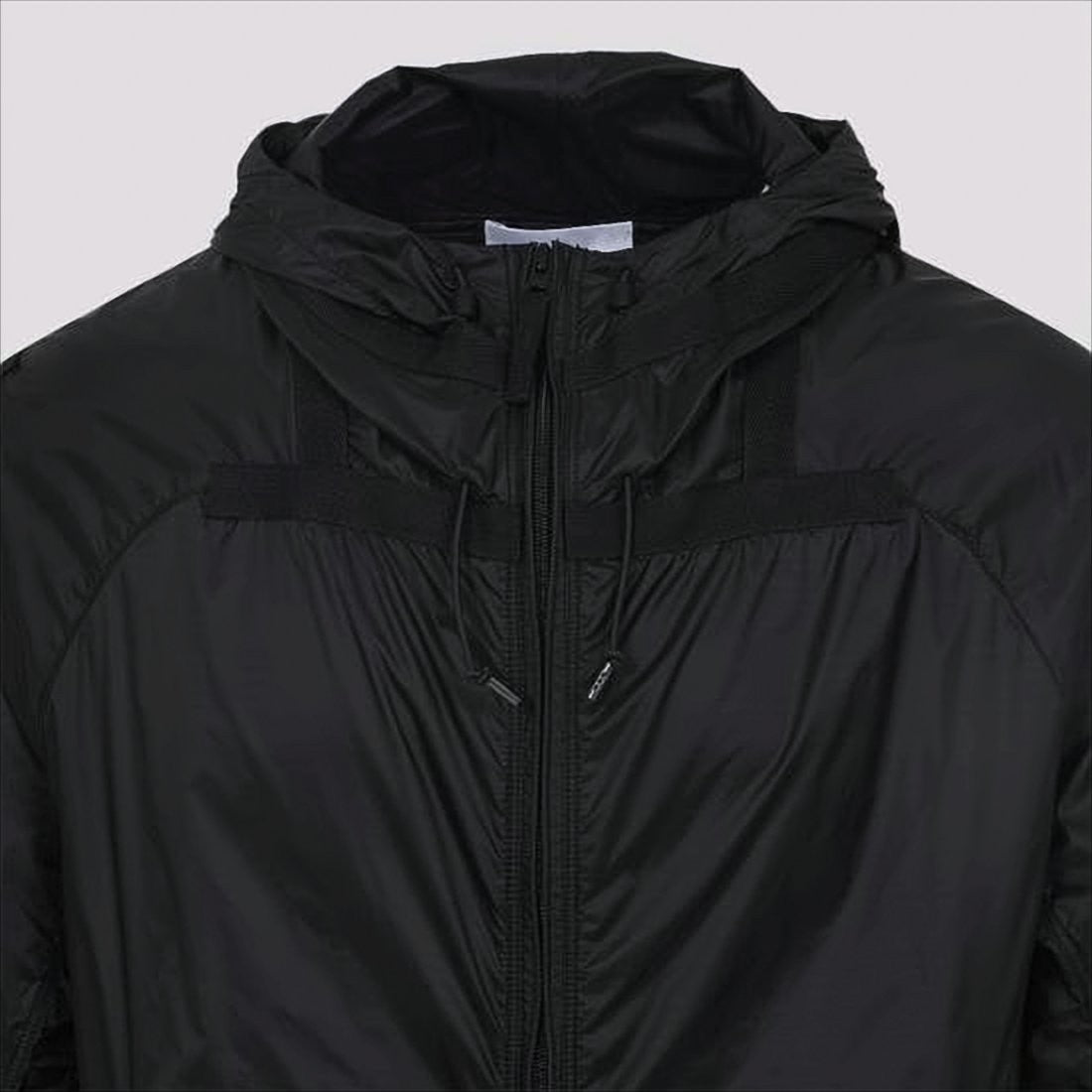 Stone Island Sleek Lightweight Hooded Jacket With Panel Detailing