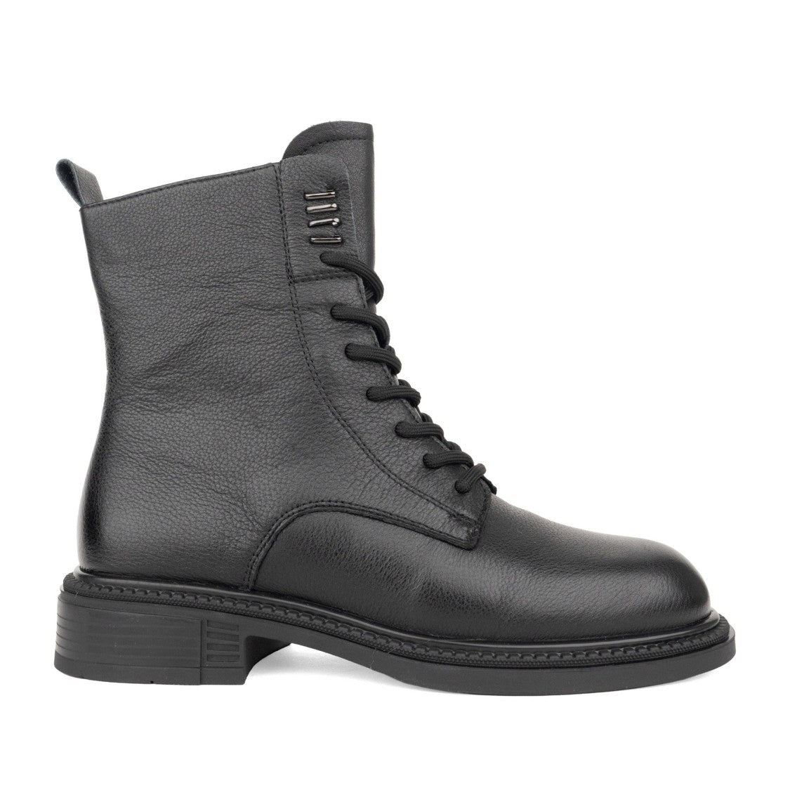 Linda Baumann Black Smooth Leather Rounded Toe Ankle Boots
