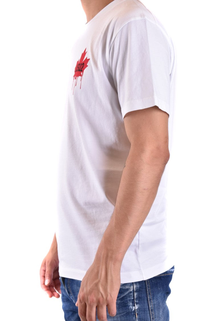 Dsquared2 White Cotton T-Shirt With Bold Maple Leaf Graphic