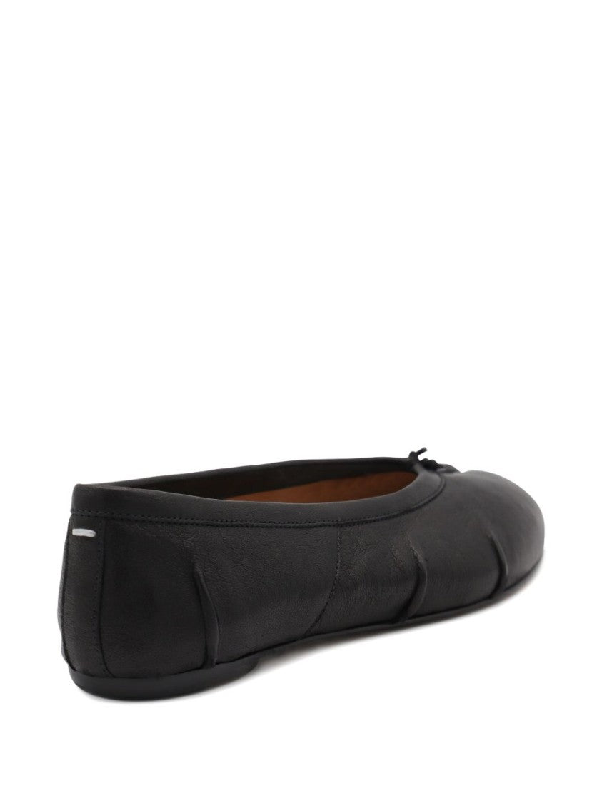 Maison Margiela Black Leather Flats With Unique Split Toe And Bow Accent