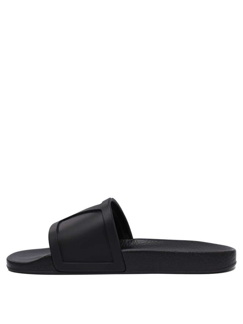 Valentino Garavani Textured Rubber Slides