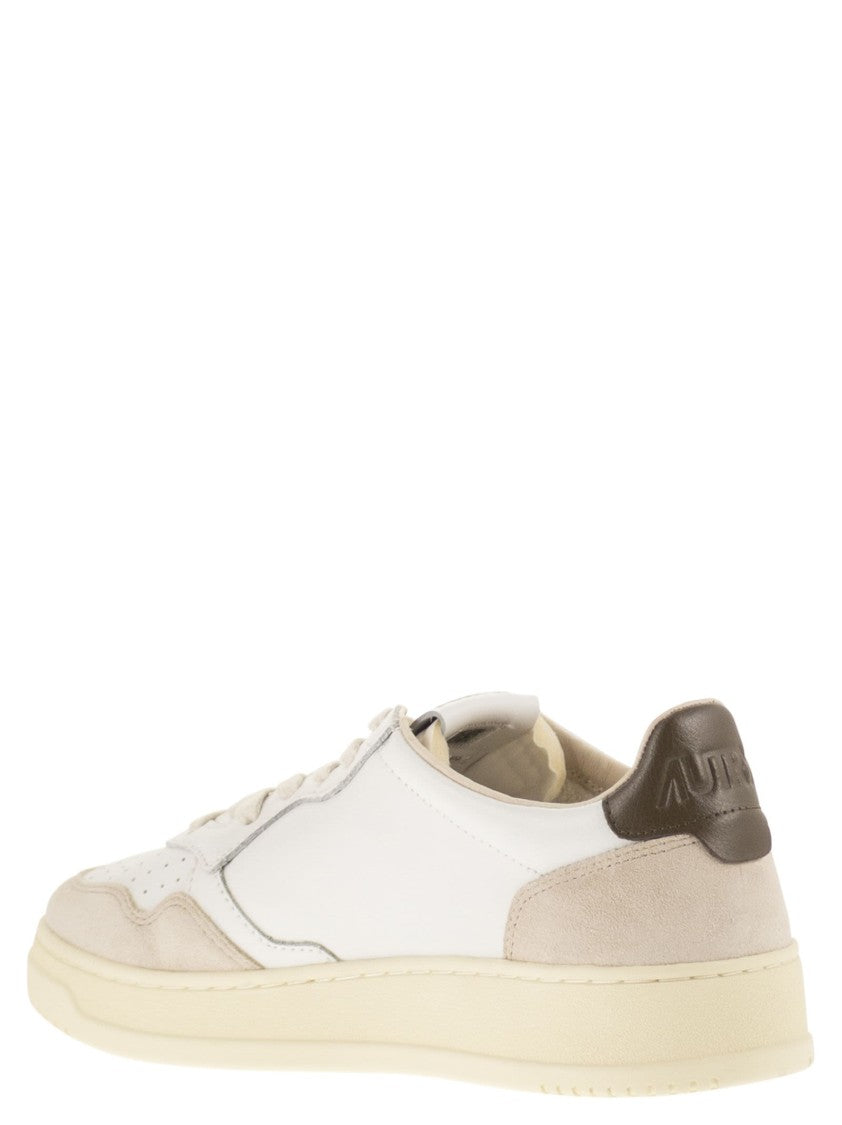 Autry Medalist Low - Leather And Suede Sneakers