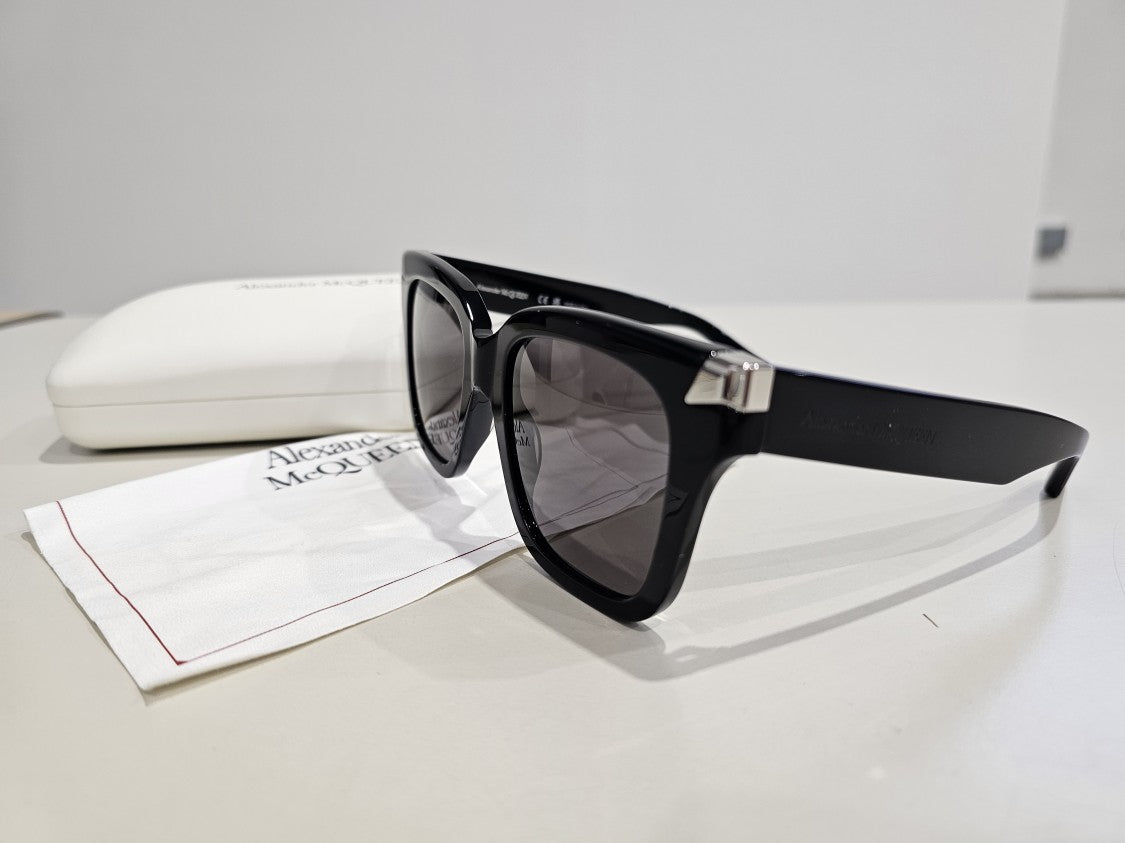 Alexander Mcqueen Oversized Square Frame Sunglasses