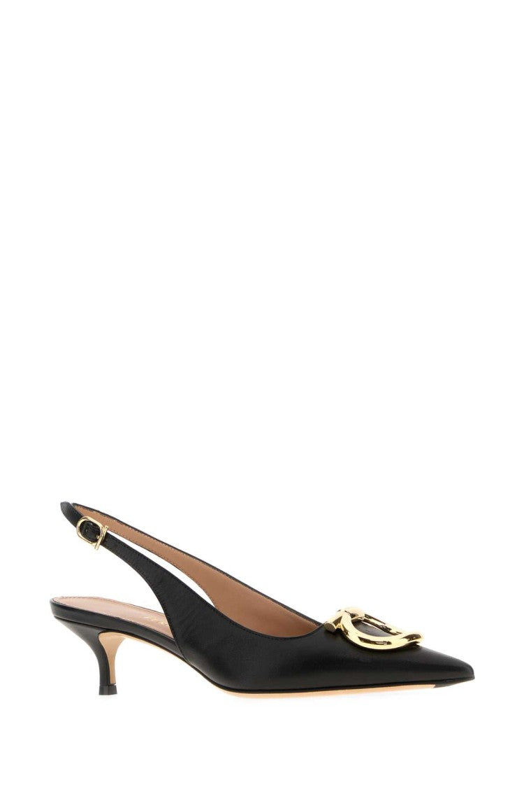 Salvatore Ferragamo Black Leather Sara 40 Pumps