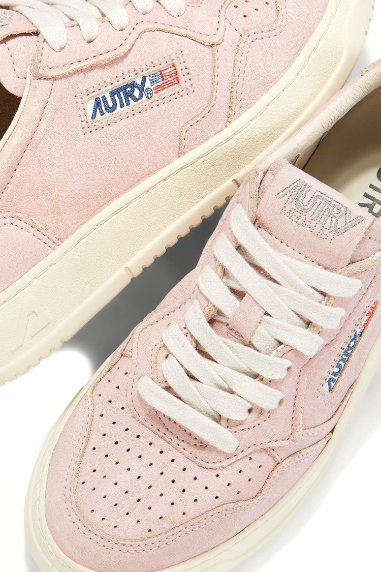 Autry Women’S Medalist Supersoft Cow Leather Sneakers