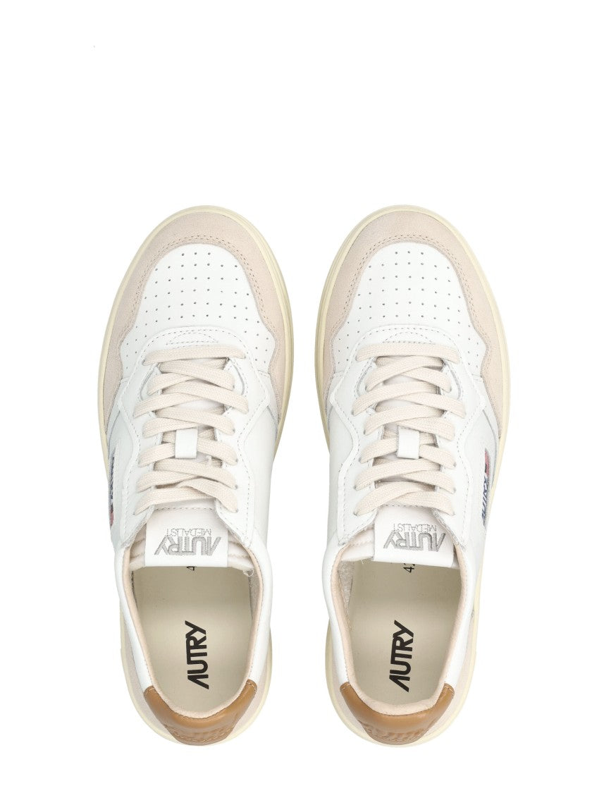 Autry Medalist Low-Top Sneakers
