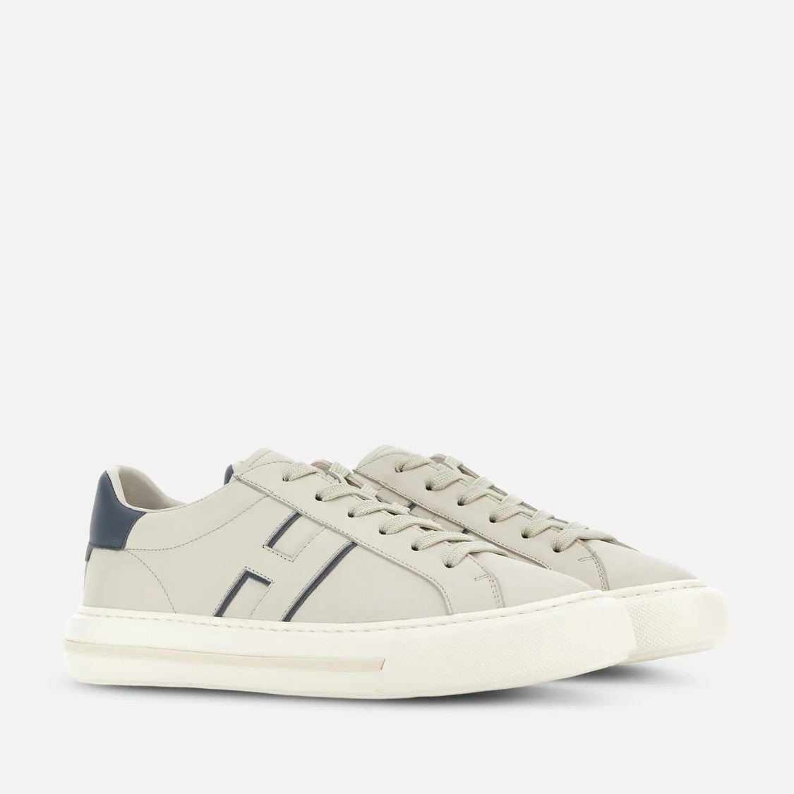 Hogan H691 Allacciato H Sneakers In White