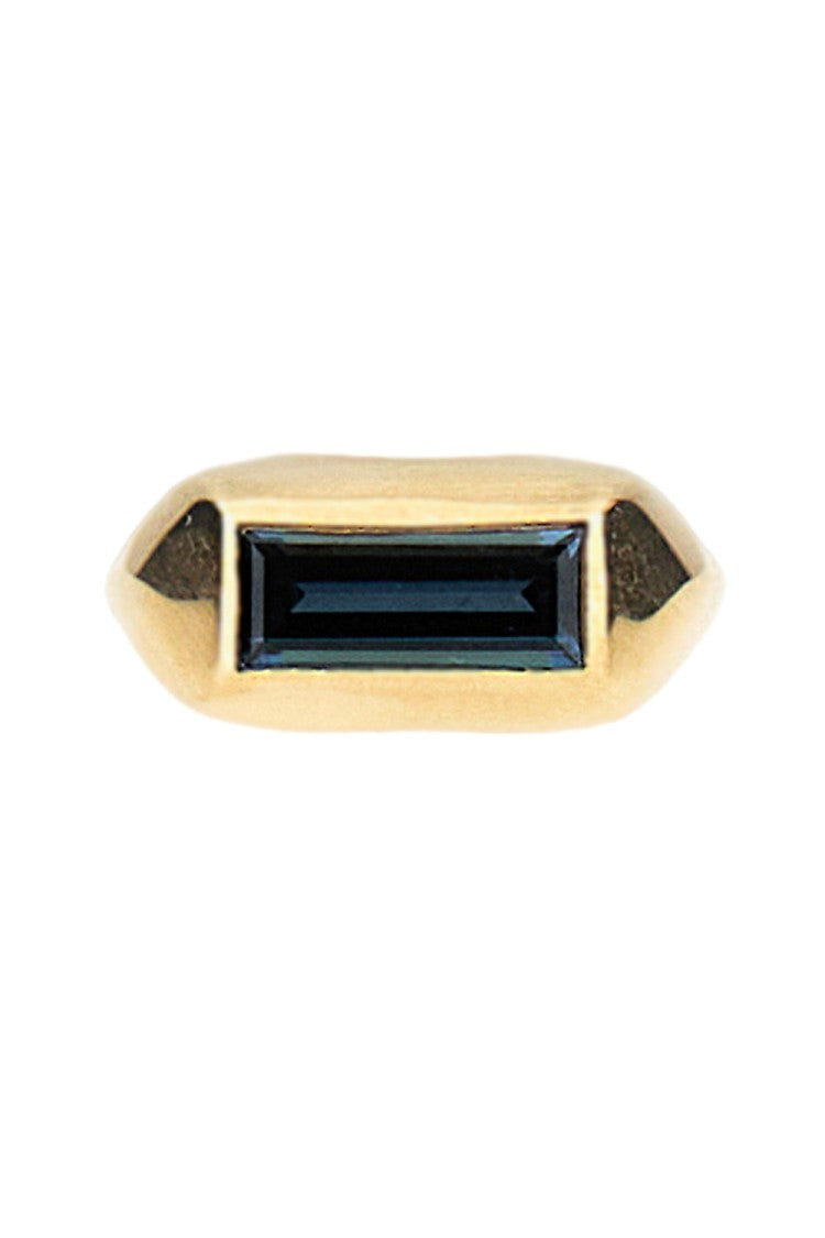 Aliita Space Baguette Ring