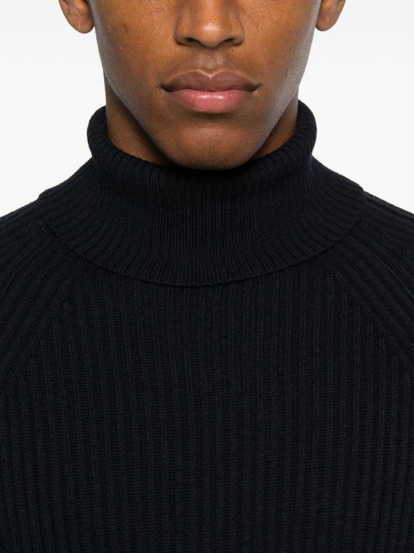 Zanone Classic Minimalist Sweater With Timeless Silhouette