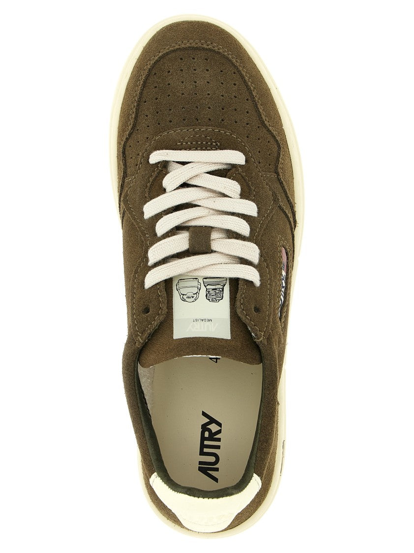 Autry 'Medalist Low' Sneakers