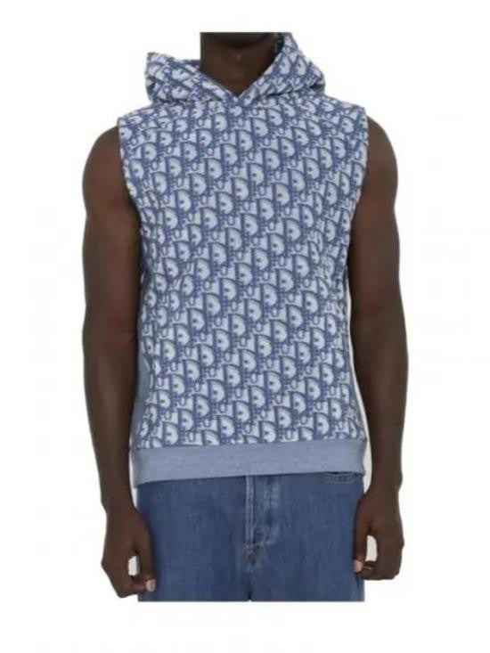 Christian Dior Sleeveless Hooded Top With Logo Pattern