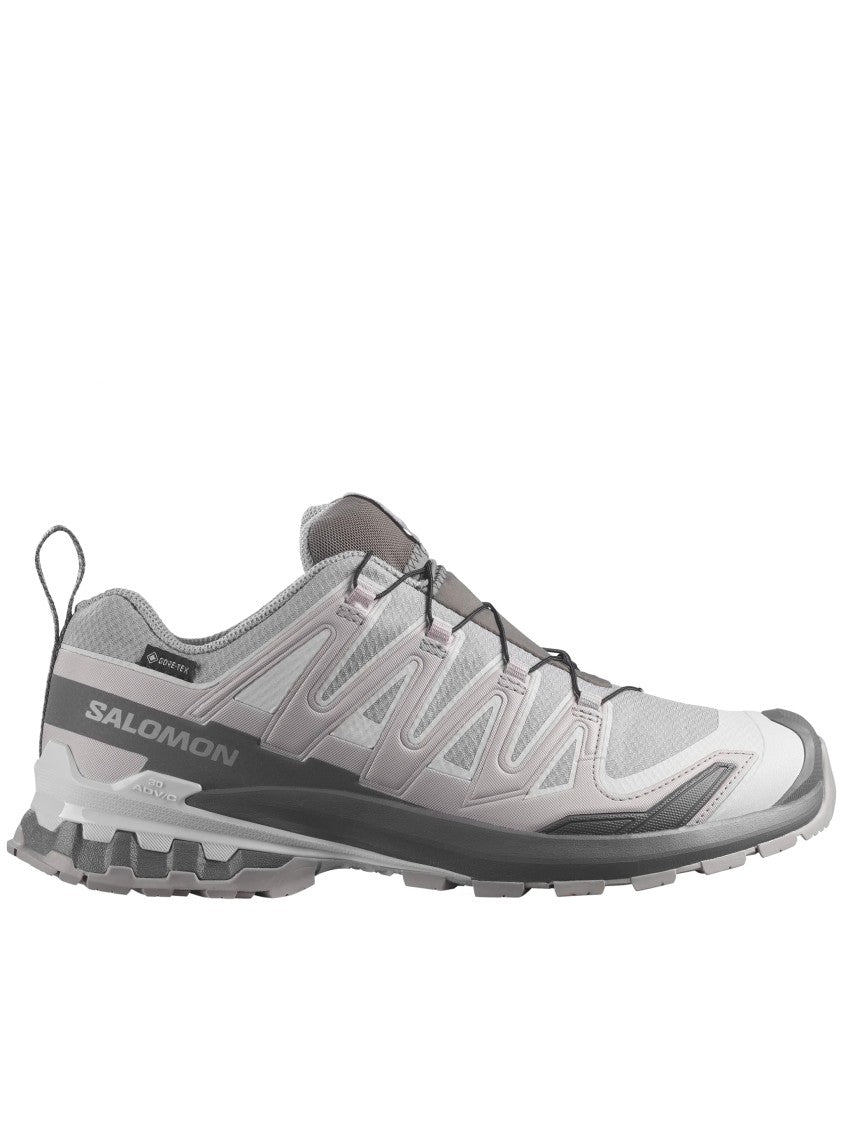 Salomon Low-Cut Trail Running Shoes With Rugged Sole