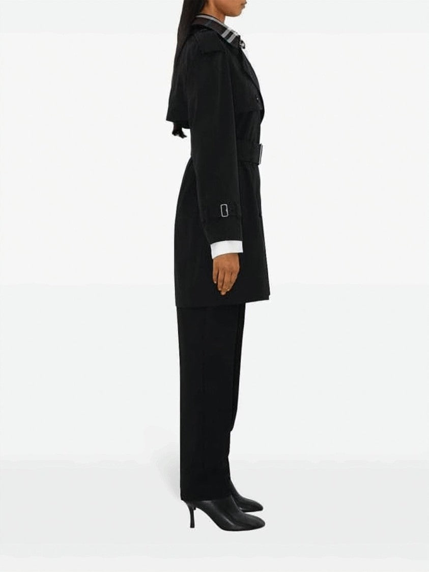 Burberry Classic Trench Coat With Distinctive Plaid Lining