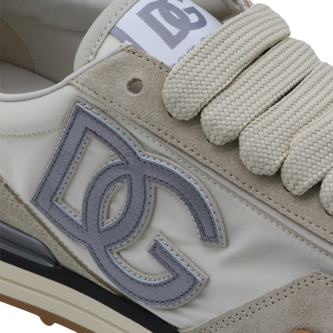 Dolce & Gabbana Low-Top White Sneakers With Classic Silhouette