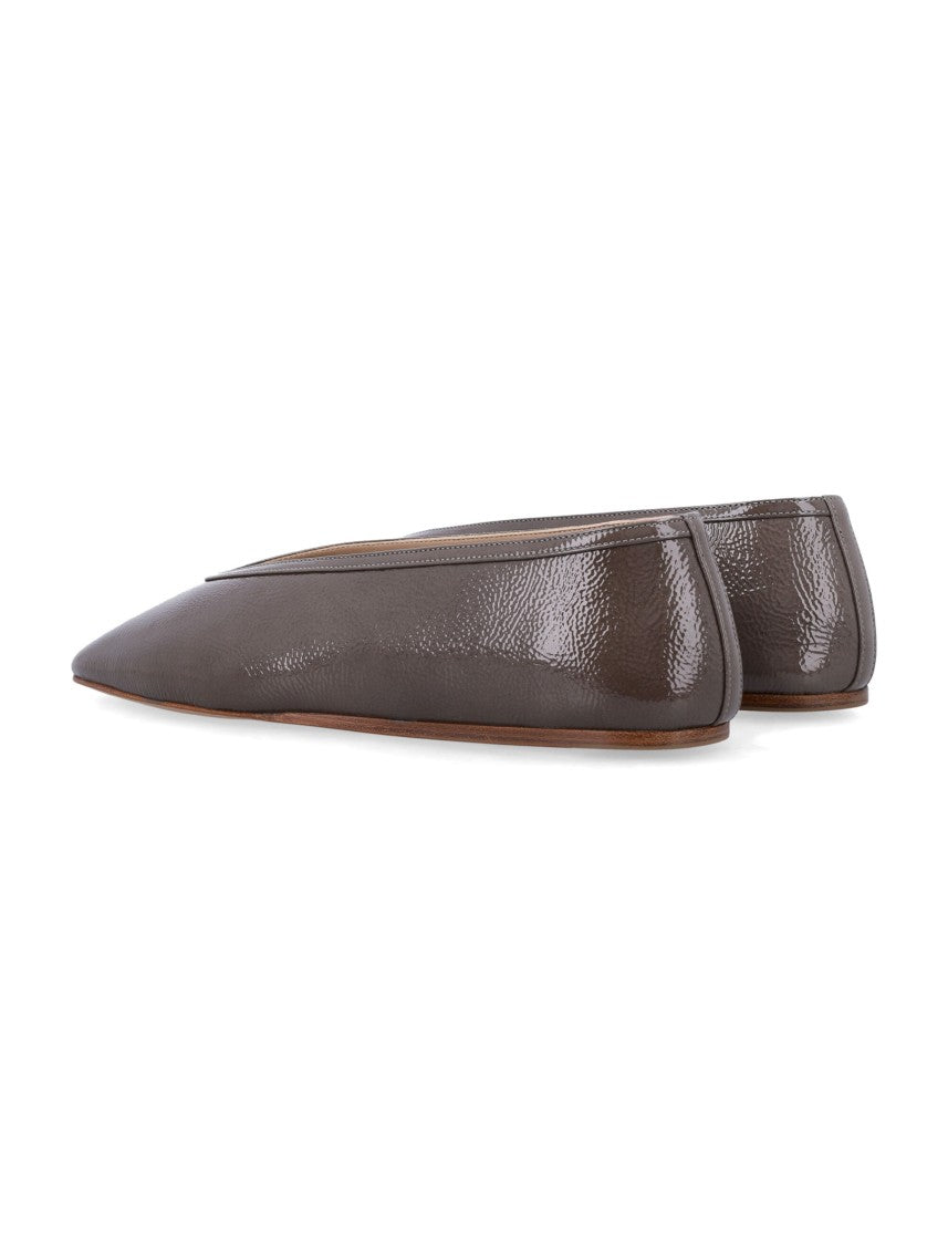 Le Monde Béryl Luna Taupe Patent Leather Slippers