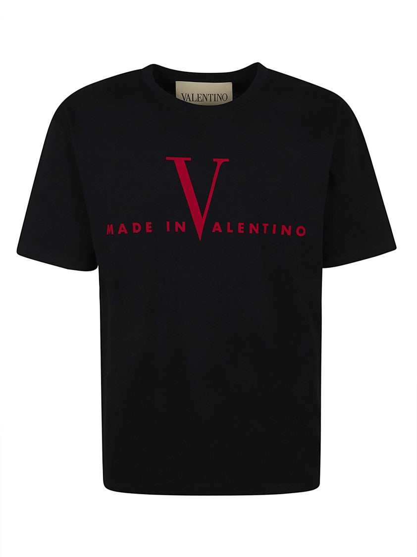 Valentino Garavani Regular Fit Black T-Shirt With Bold Print