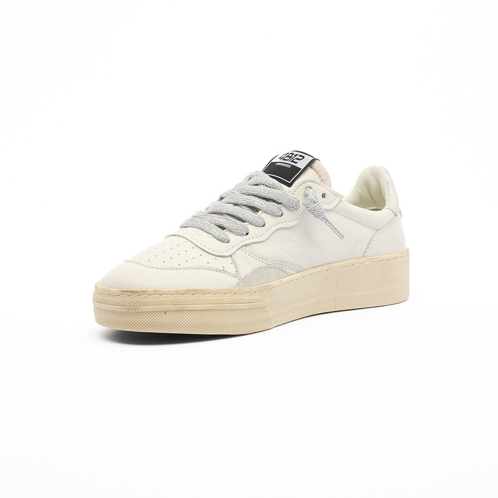 4B12 White Total Leather Flexible Rubber Sneakers