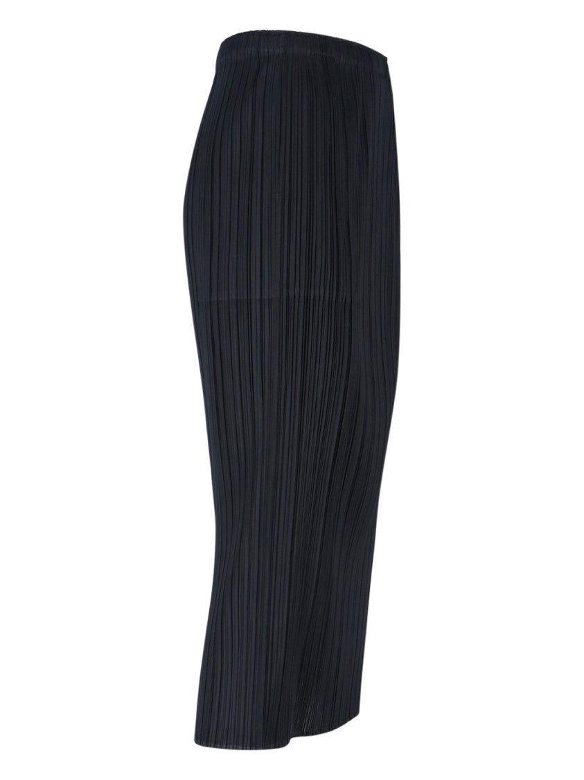 Pleats Please Pleated Black Skirt With Clean Waistband And Flowing Silhouette